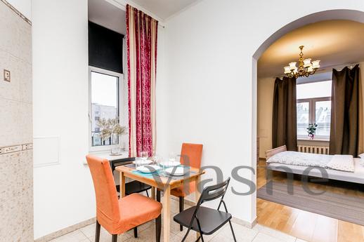 Daily Smolenskaya Sq. 13/21, Moscow - apartment by the day