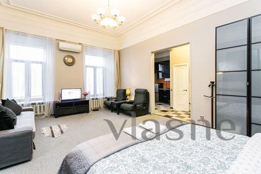 Daily Novinsky Boulevard 13, Moscow - apartment by the day