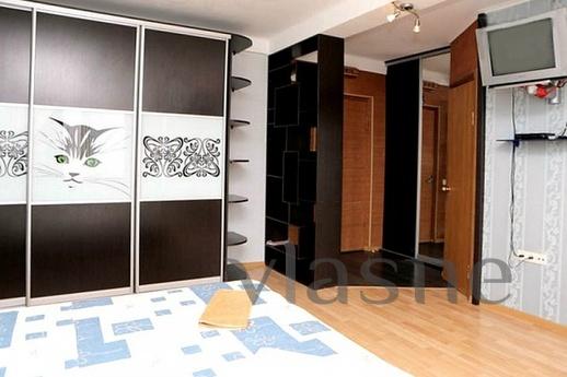 Rent apartment, proprietress, Yekaterinburg - apartment by the day