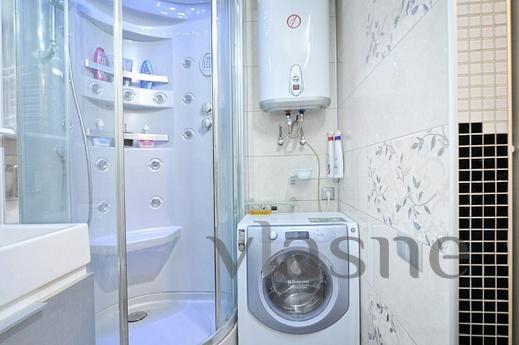 Rent apartment, proprietress, Yekaterinburg - apartment by the day