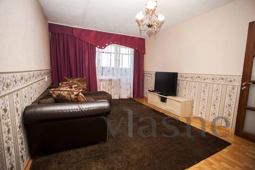 1 Bedroom clean apartment, Tyumen - apartment by the day