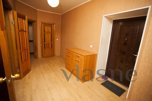 Bedroom bright new apartment, Tyumen - apartment by the day