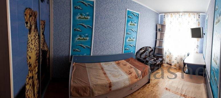 Two-bedroom apartment in the center of t, Tyumen - apartment by the day