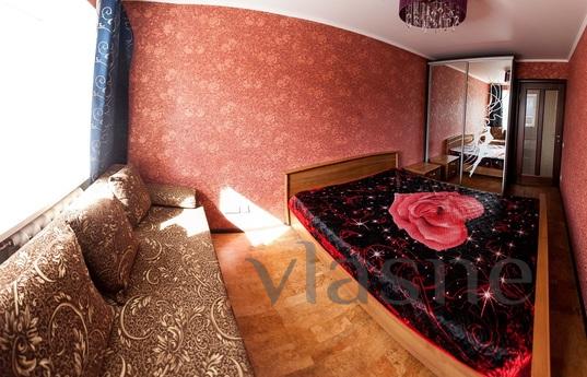 Two-bedroom apartment in the center of t, Tyumen - apartment by the day