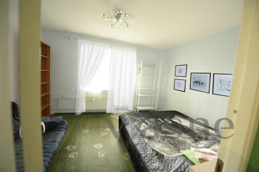 Four large apartment, Tyumen - apartment by the day