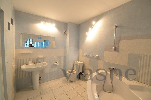 Four large apartment, Tyumen - apartment by the day