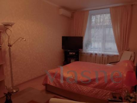 Renting an apartment for hours, daily, at night. The apartme
