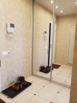 Apartment Suite on Academician Yangel St, Moscow - apartment by the day