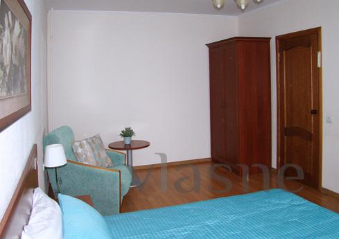 1 bedroom apartment near the underground, Moscow - apartment by the day