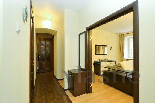 Rent in the center of St. Petersburg, Saint Petersburg - apartment by the day