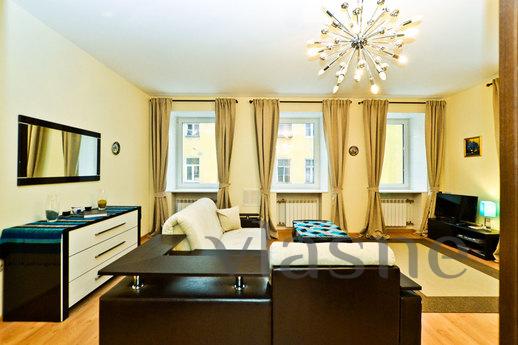 Rent in the center of St. Petersburg, Saint Petersburg - apartment by the day