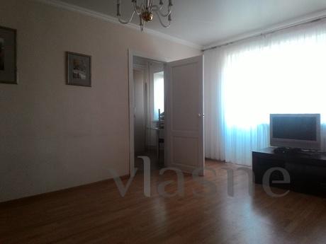 2 bedroom apartment in the center, Tyumen - apartment by the day