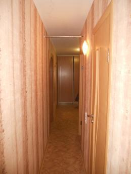 3 bedroom apartment Railway Station, Tyumen - apartment by the day