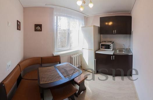 1 bedroom apartment at the railway, Yekaterinburg - apartment by the day