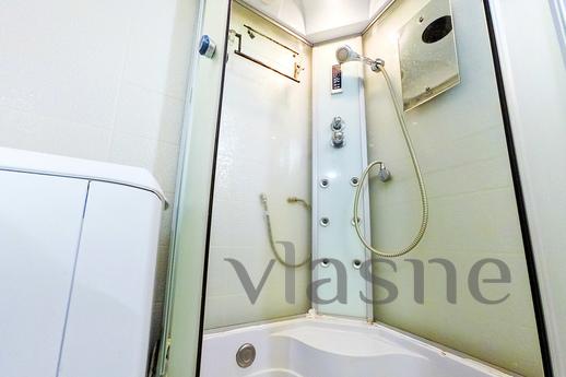2 bedroom apartment in the center, Yekaterinburg - apartment by the day