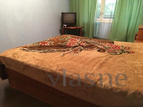 Comfortable apartment in the metro, Moscow - apartment by the day