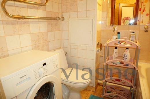Apartment in 5 minutes from the metro, Moscow - apartment by the day