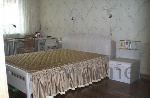 RENT at night, hours, days. Rent a cozy apartment near the m