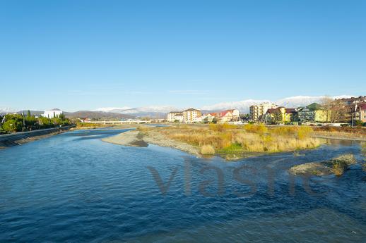 Stylish apartment in the center of Adler, Sochi - apartment by the day