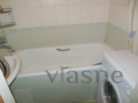 1 bedroom apartment in the center, Novosibirsk - apartment by the day