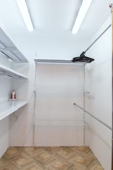 Apartments on the Red 176, Krasnodar - apartment by the day