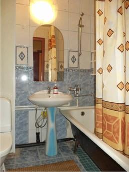 1 bedroom apartment on the Embankment, Nizhnevartovsk - apartment by the day