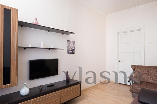 The apartment on the night m. Kiev, Moscow - apartment by the day