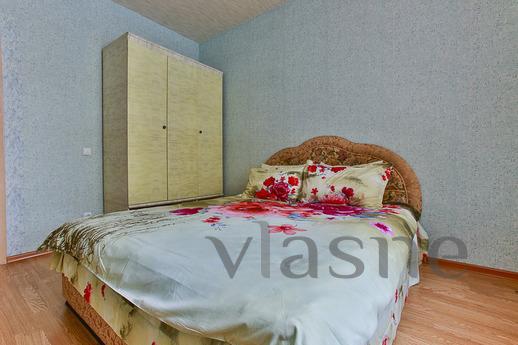 Large 2-bedroom apartment, Podolsk - apartment by the day