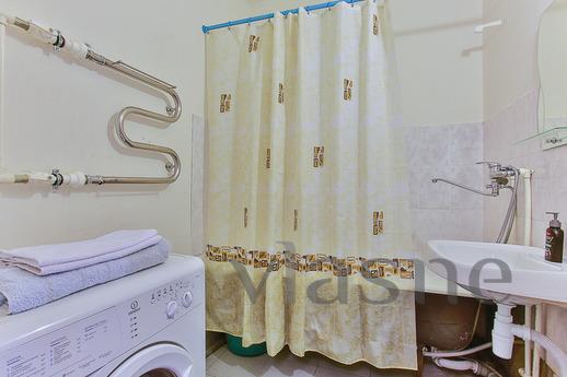 Large 2-bedroom apartment, Podolsk - apartment by the day