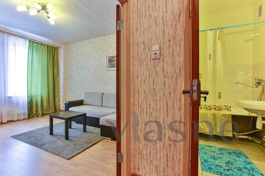 Large 2-bedroom apartment, Podolsk - apartment by the day
