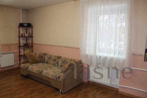 1 bedroom apartment for rent, Irkutsk - apartment by the day