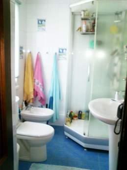 2 bedroom apartment for rent, Irkutsk - apartment by the day