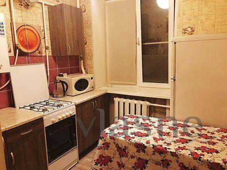 Cozy apartment near the metro, Moscow - apartment by the day