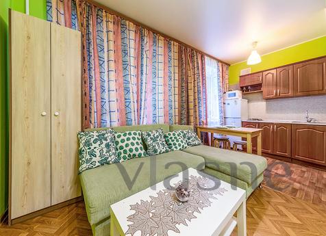 Cozy apartment near the metro, Moscow - apartment by the day