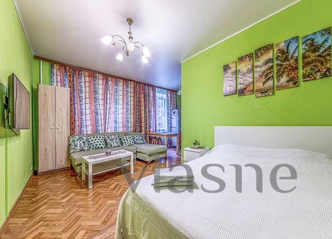 Cozy apartment near the metro, Moscow - apartment by the day