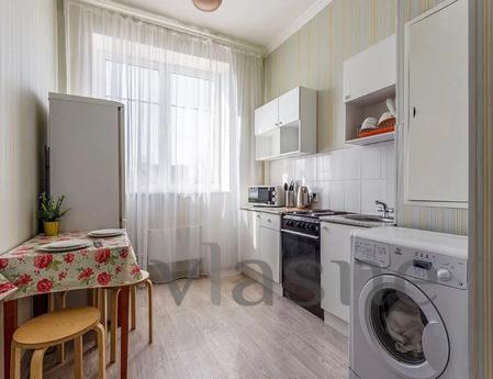 Cozy apartment near the metro, Moscow - apartment by the day