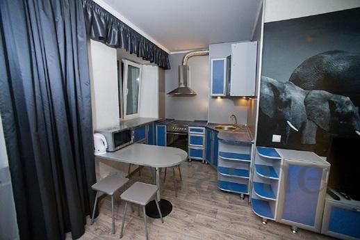 2 bedroom apartment for rent, Tyumen - apartment by the day