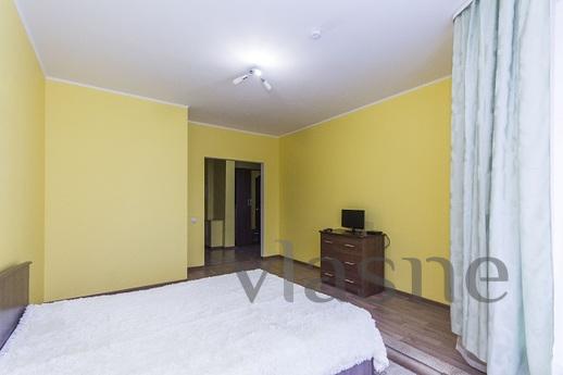 1 to LCD Capital, Tyumen - apartment by the day