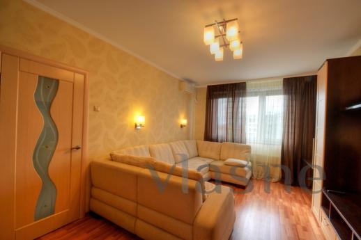 Luxury apartments at the metro station, Moscow - apartment by the day
