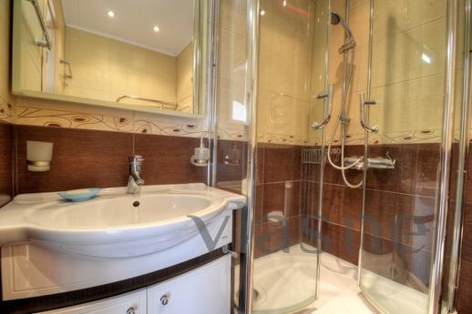 Luxury apartments at the metro station, Moscow - apartment by the day