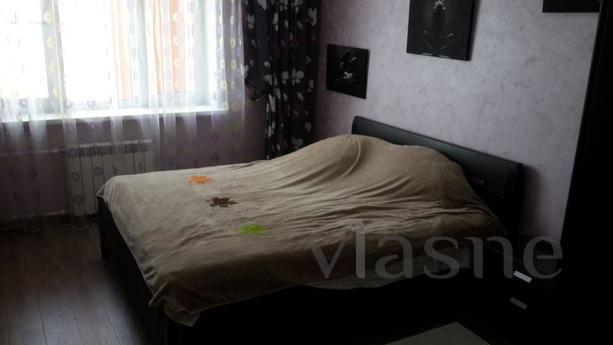 At night, hours, days. Located near metro.Prostornaya room w