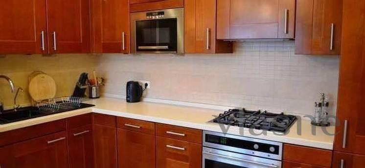 Apartment for rent near the metro, Moscow - apartment by the day