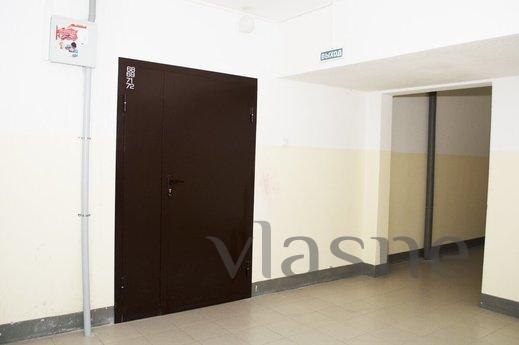 apartment near the shopping center Aucha, Tyumen - apartment by the day