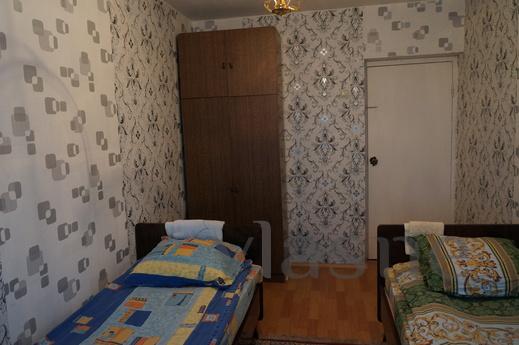 2 bedroom apartment for rent, Tyumen - apartment by the day