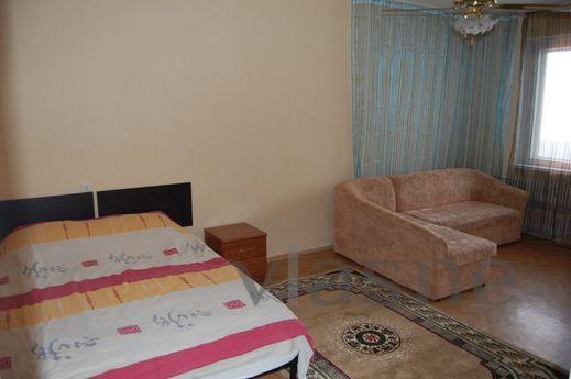 Apartment for a day Bratsk. Modern area, good furniture (dou