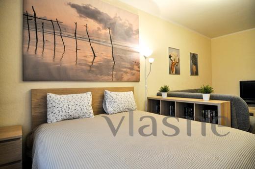 Sunny apartments (Qiwi), Saint Petersburg - apartment by the day