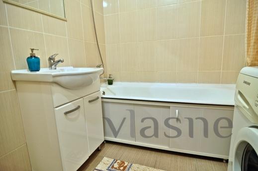 Sunny apartments (Qiwi), Saint Petersburg - apartment by the day