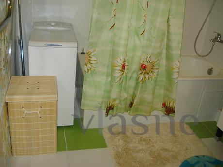 Two rooms one kilometer from the beach, Sochi - apartment by the day