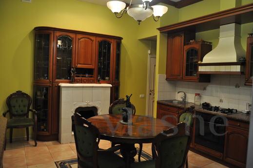 Apartment in Kronversky 77, Saint Petersburg - apartment by the day