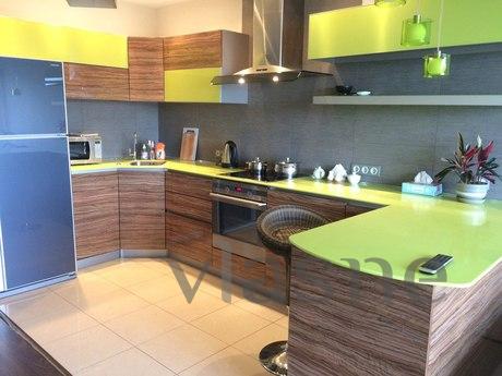 One-bedroom apartment in Malysheva, Yekaterinburg - apartment by the day